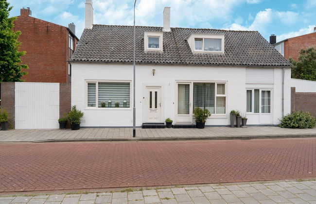 Vlissingen Home Near the Beach - Photo 35