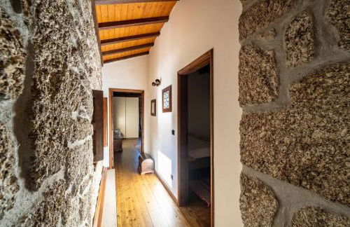 Casa do Souto Vieira do Minho - Casa Rural com piscina by House and People - Foto 24