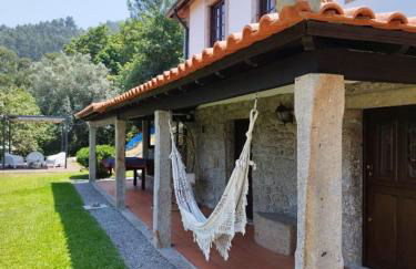 Casa do Costeiro by AlmaStay - Photo 5