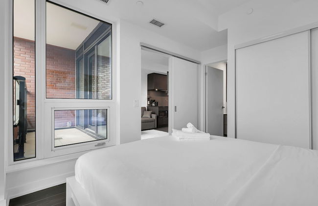 Modern suite steps to port credit Go - Foto 2