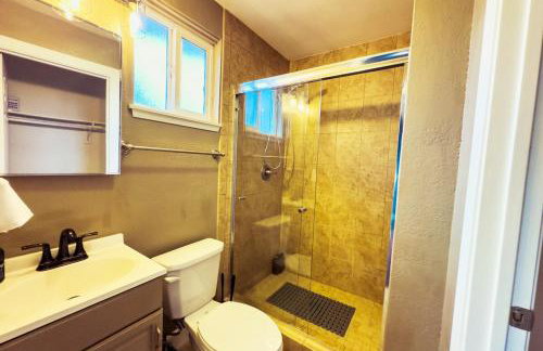 2139 SanMateo 3B AC Home Parking WIFI fully Fenced Yard - Foto 3