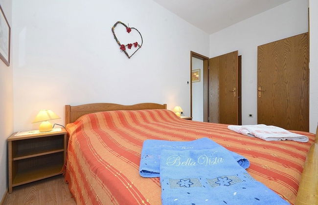 Bella Vista Apartments - Photo 5