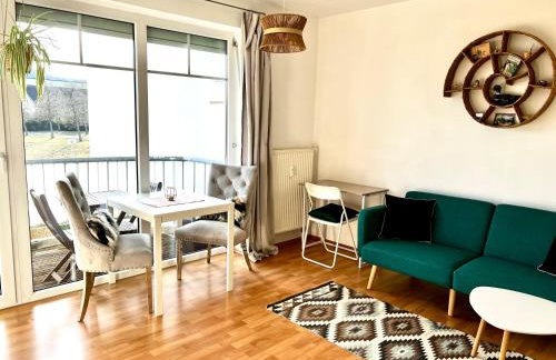 ERDEni-Appartment mit sonnigem Südbalkon zum Kurpark - Foto 3