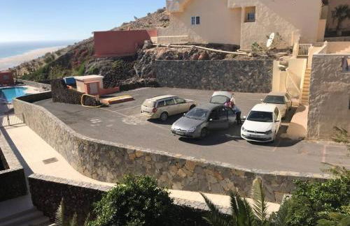 Beach front apartment with stunning ocean views! - Foto 19