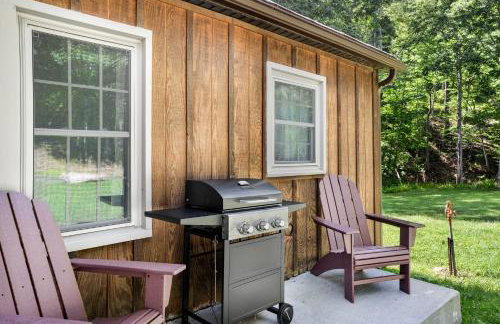 Woodland cabin w hot tub & fire pit - Foto 18