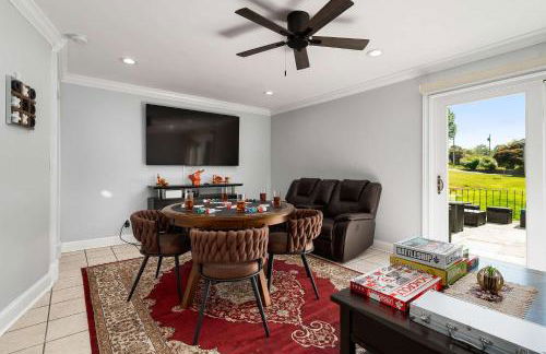 Spacious 6BR Getaway Game Room Firepit NYC - Foto 16