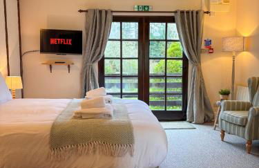 Lake Cottages at Cwm Chwefru - Foto 6