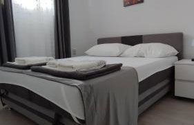 Apartments Glibić - Photo 17