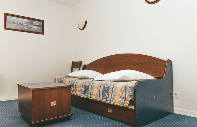 Terres de France - Appart'Hotel La Roche-Posay - Photo 13