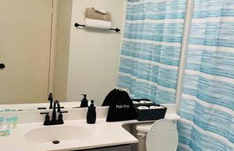 Home Away From Home-Cozy 2 BDRM Condo/Med Cntr/NRG - Foto 20