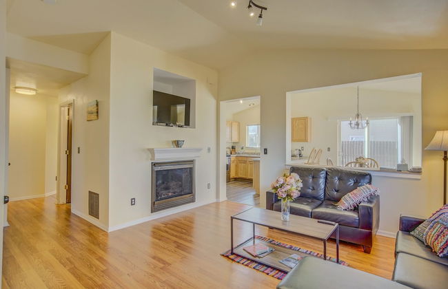 South Side COS & Ft. Carson Value Stay! Dogs OK! - Foto 1