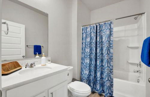 5kings Pool pickle-ball 100"TV PS5 fishing pond - Foto 25