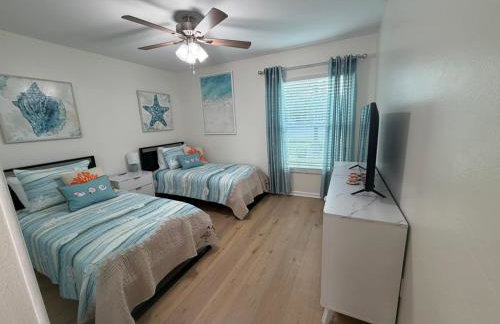 Newly Opened Just in Time For Artemis II 3BR 2 BA Home Sleeps 6 North Titusville - Foto 12