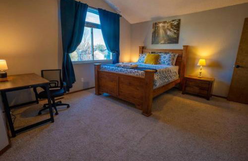 Hillcrest Chalet - Spa - Firepit - Views - USAFA - Foto 5