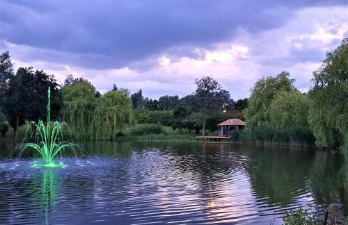 Lakeland Lodge with private Hot Tub and fishing - Foto 29