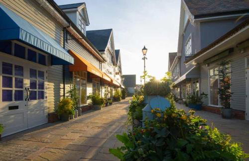 Contemporary 3 Bedroom home in Launton Village - close to Tythe Barn, Bicester Shopping & Bicester Heritage - Foto 30
