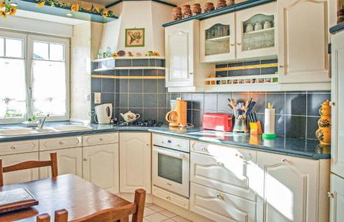 4 Bedroom Lovely Home In Langueux - Foto 3