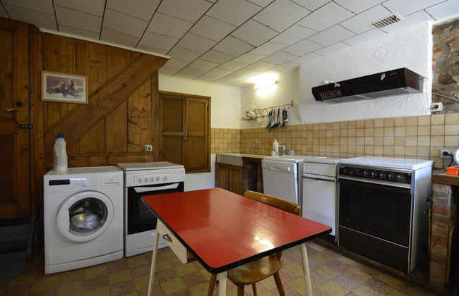 Peaceful Retreat in Ferrieres - Photo 11