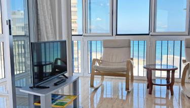 Playa y montaña 1ª linea Piscina Parking AC - Foto 5