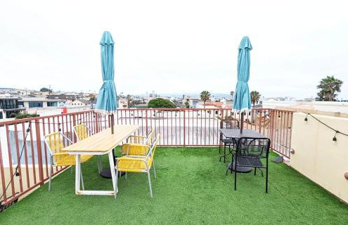 Seaside Sanctuary - Rooftop Deck & Hot Tub - Foto 40