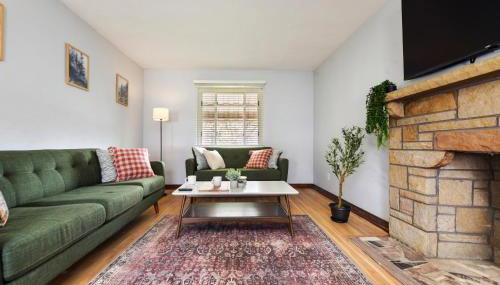 Cozy 3-bedroom family home - sleeps 8, great coffee - Foto 3