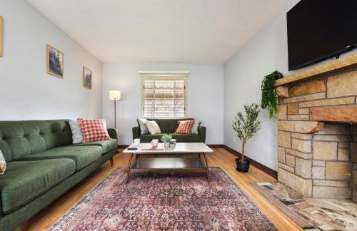 Cozy 3-bedroom family home - sleeps 8, great coffee - Foto 3