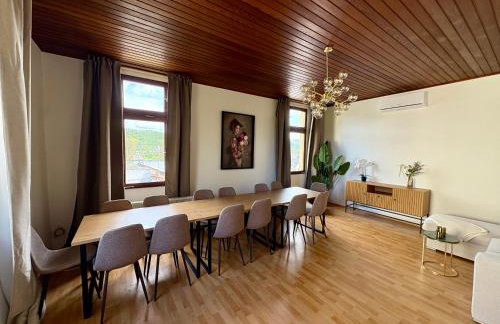 Renovated until May - dream house with garden and billiards - Photo 13