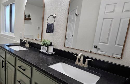 Whitney Retreat by NWA Triple C Stays - Foto 20