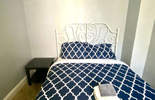 Clover 2900 - Apartment and Rooms with Private Bathroom near Washington Ave South Philly - Foto 19