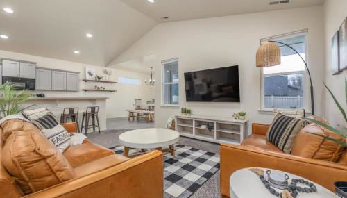 Modern Luxurious 4-bedroom Centrally located home - Foto 3