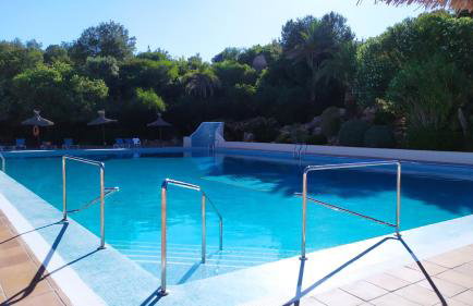 Premium apartment in La Manga Club with pool, terraces and hotel-style details - Photo 1