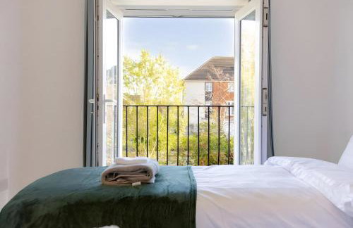 FREE parking, LARGE House for Contractors & Families, Sleeps 7, 25 mins to MANCHESTER & LIVERPOOL - Foto 59