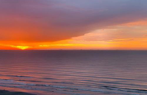 Ap.Frente para o mar Pé na areia c/ Var. Goumert Condominio Costa do Sol - Foto 20