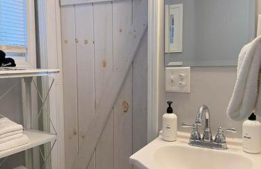 Waters Edge Lakefront with Kayaks Fire Pit and Dock - Foto 29