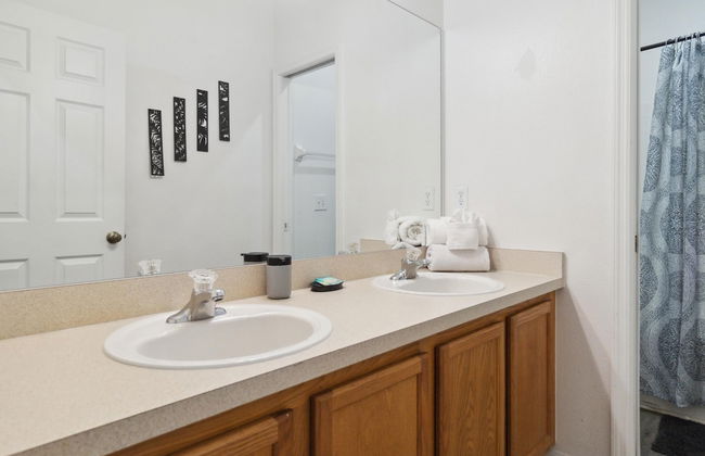 5/4 Pool Home Located in Sunset Ridge Community! - Foto 19