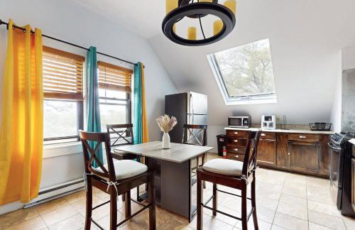 3 Mi to Franklin Park Zoo! Bright Residential Stay - Foto 8