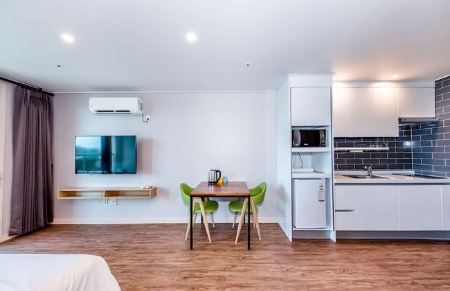 JnB Family Hotel - Photo 50