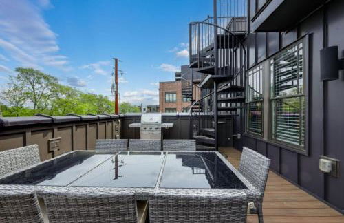 Blue Horizon - Hot Tub - Dual Rooftop Balconies - Foto 44