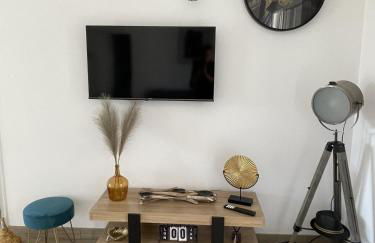 Gite De La Fontaine Avec Jaccuzi - Foto 12