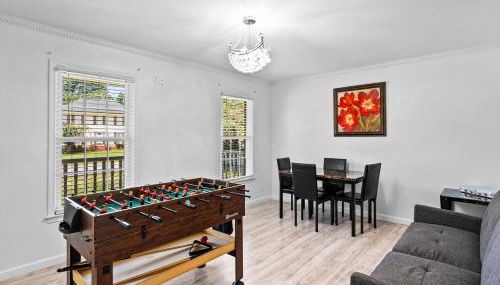 Family Getaway 4BR with Game Loft Fire Pit - Foto 2
