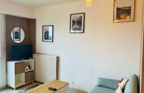 E&Y - Gare SNCF - Cité Congrès - Centre - Parking - Foto 3