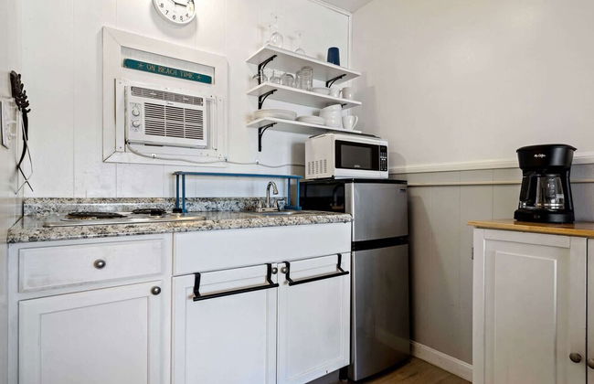 The Seabreeze Studio for 4! - Photo 11