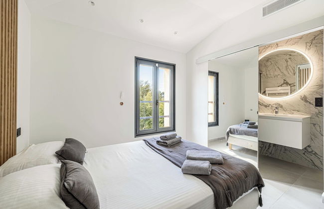 Modern Villa With Heated Pool and Garden - Foto 8