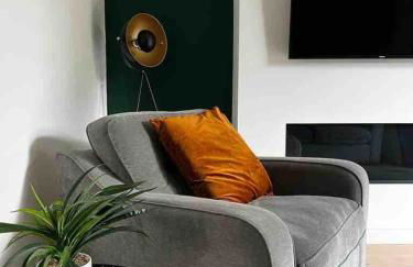 Comfortable 3BR Home, Steps from York Town Centre, Sleeps 6, Free Parking - Foto 14