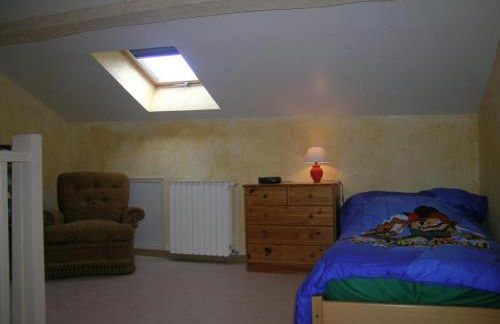 Maison rénovée à Bransat avec spa, WiFi et animaux acceptés - FR-1-489-294 - Foto 9