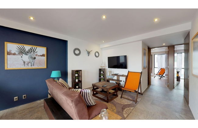 Brand New PH with Private Rooftop @ WTC - Foto 1