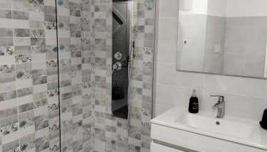 Radices in centro 1 - Photo 5