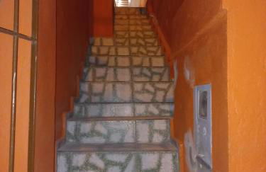 Ótimo sobrado prox da Praia Grande com ar condicionado - Foto 3