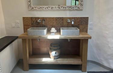 BERGERIE rénovée avec piscine chauffée et terrain clôturé - Foto 29