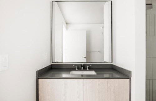 S Loop 1BR w Pool Gym Spa nr Grant Park CHI-741 - Foto 12